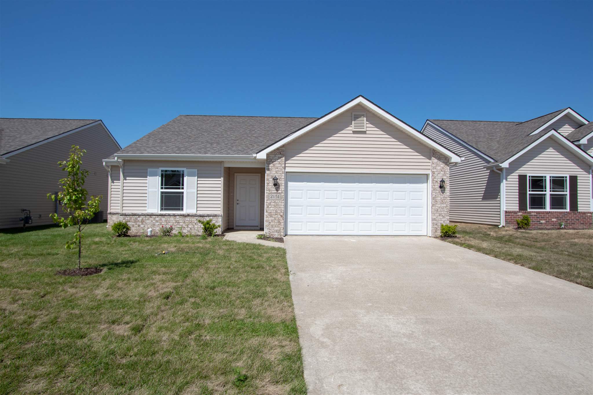 2151 Blue Spring Run Fort Wayne, IN 46808 - Photo 4 of 32 Gallery Image 4