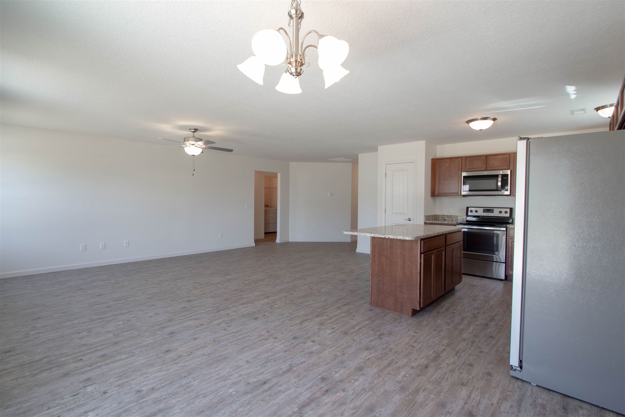 2151 Blue Spring Run Fort Wayne, IN 46808 - Photo 7 of 32 Gallery Image 7