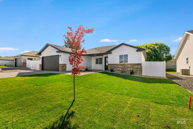 $369,900 | 905 East 23rd Avenue, Jerome, ID 83338