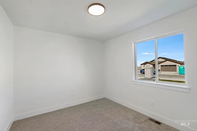 $369,900 | 905 East 23rd Avenue, Jerome, ID 83338