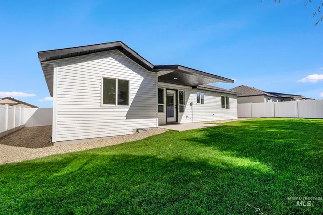 $369,900 | 905 East 23rd Avenue, Jerome, ID 83338