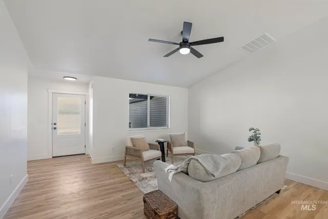 $369,900 | 905 East 23rd Avenue, Jerome, ID 83338