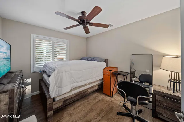 $1,600,000 | 24344 Valley Street, Newhall, CA 91321