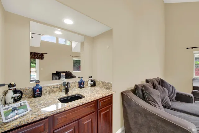 $827,000 | 1520 Gill Court, Dixon, CA 95620