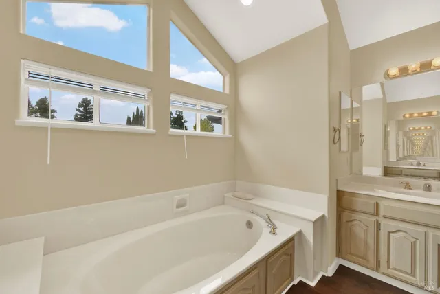 $827,000 | 1520 Gill Court, Dixon, CA 95620