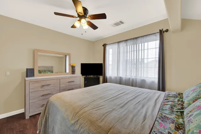 $827,000 | 1520 Gill Court, Dixon, CA 95620