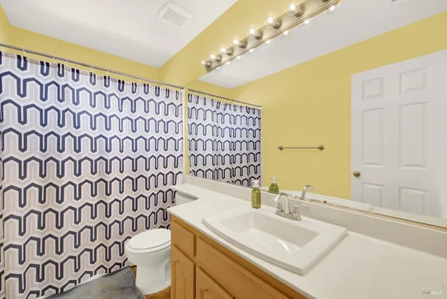 $827,000 | 1520 Gill Court, Dixon, CA 95620