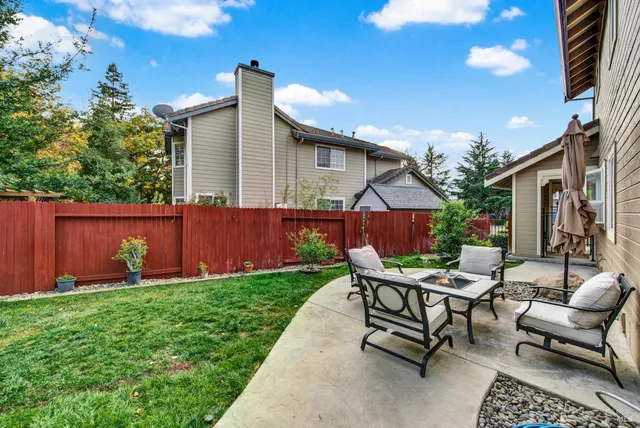 $827,000 | 1520 Gill Court, Dixon, CA 95620