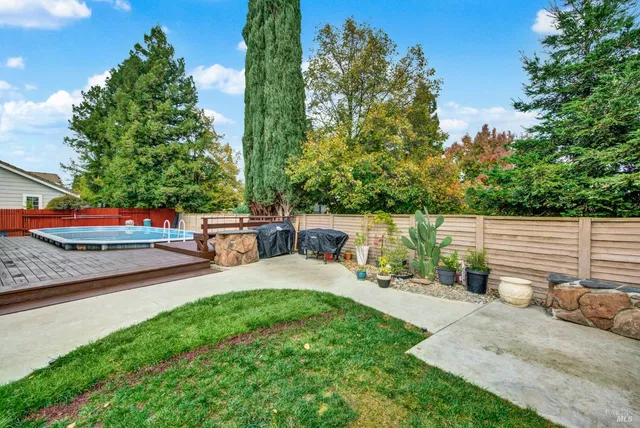 $827,000 | 1520 Gill Court, Dixon, CA 95620