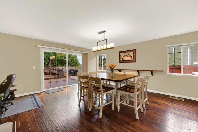 $827,000 | 1520 Gill Court, Dixon, CA 95620