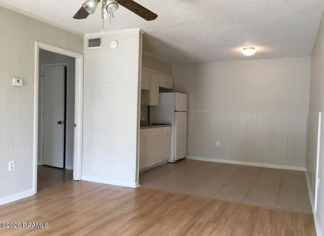 $800 | 327 General Mouton Avenue, Unit 2, Lafayette, LA 70501