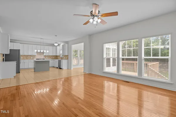 $874,999 | 324 Farrow Glen Loop, Cary, NC 27519