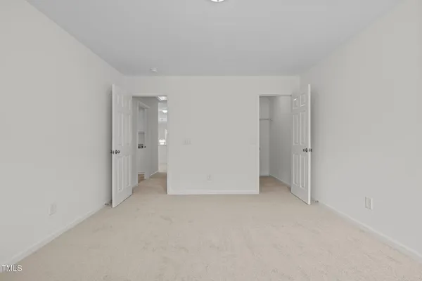 $874,999 | 324 Farrow Glen Loop, Cary, NC 27519