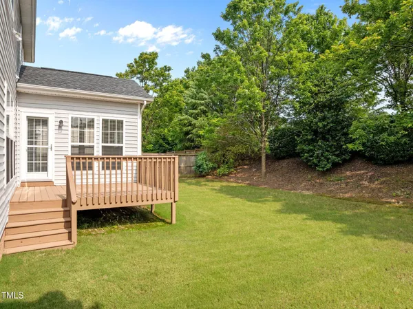 $874,999 | 324 Farrow Glen Loop, Cary, NC 27519