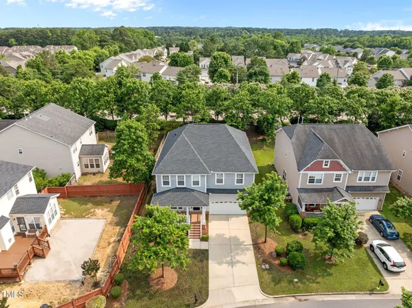 $874,999 | 324 Farrow Glen Loop, Cary, NC 27519