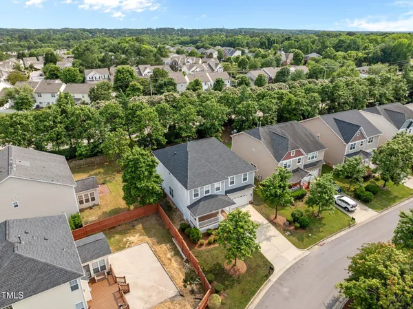 $874,999 | 324 Farrow Glen Loop, Cary, NC 27519