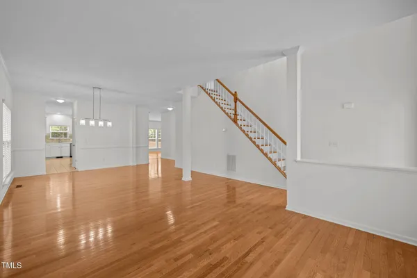 $874,999 | 324 Farrow Glen Loop, Cary, NC 27519