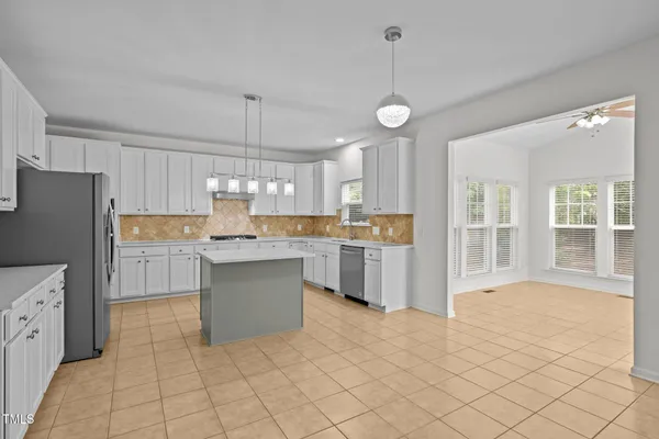 $874,999 | 324 Farrow Glen Loop, Cary, NC 27519