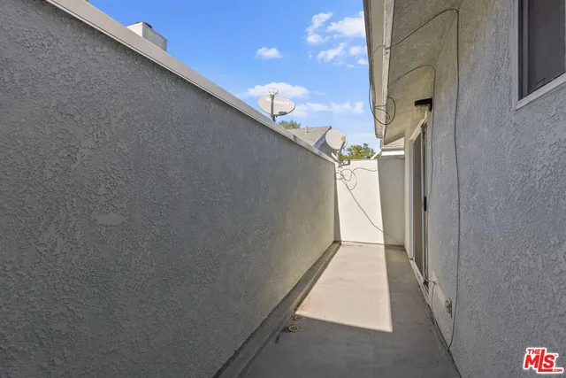 $599,000 | 4566 West 172nd Street, Unit 2, Lawndale, CA 90260