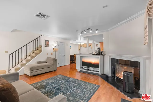 $599,000 | 4566 West 172nd Street, Unit 2, Lawndale, CA 90260