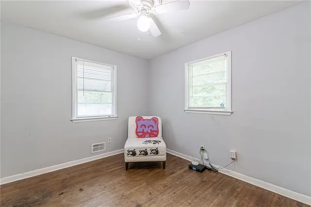 $800 | 350 Brooks Avenue Southwest, Atlanta, GA 30310