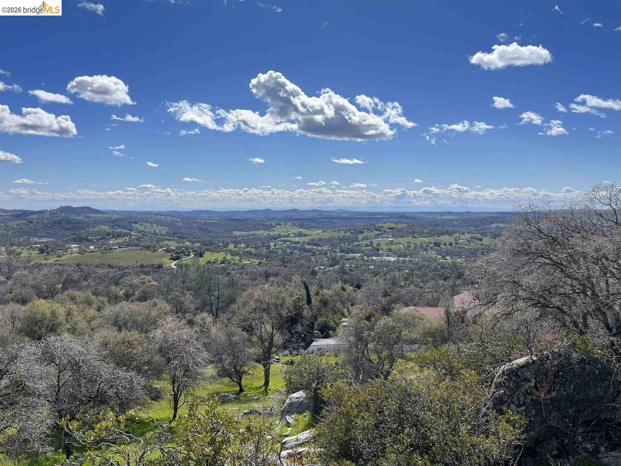 18351 Olov Road Sonora, CA 95370 - Photo 5 of 29