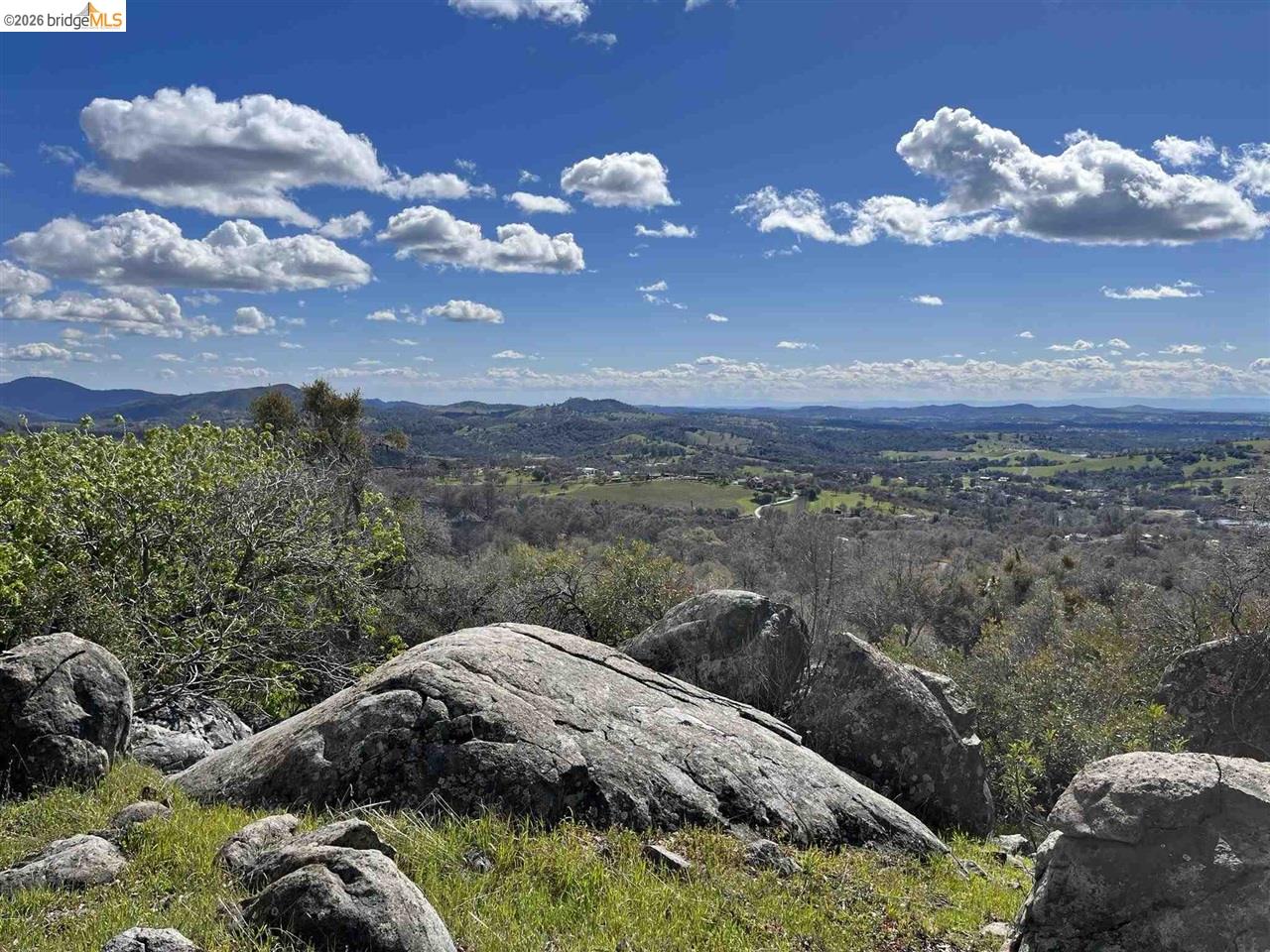 18351 Olov Road Sonora, CA 95370 - Photo 7 of 29