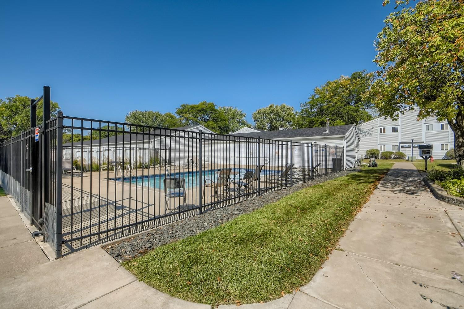 1713 Fulham Street, Unit F St. Paul, MN 55113 - Photo 11 of 11