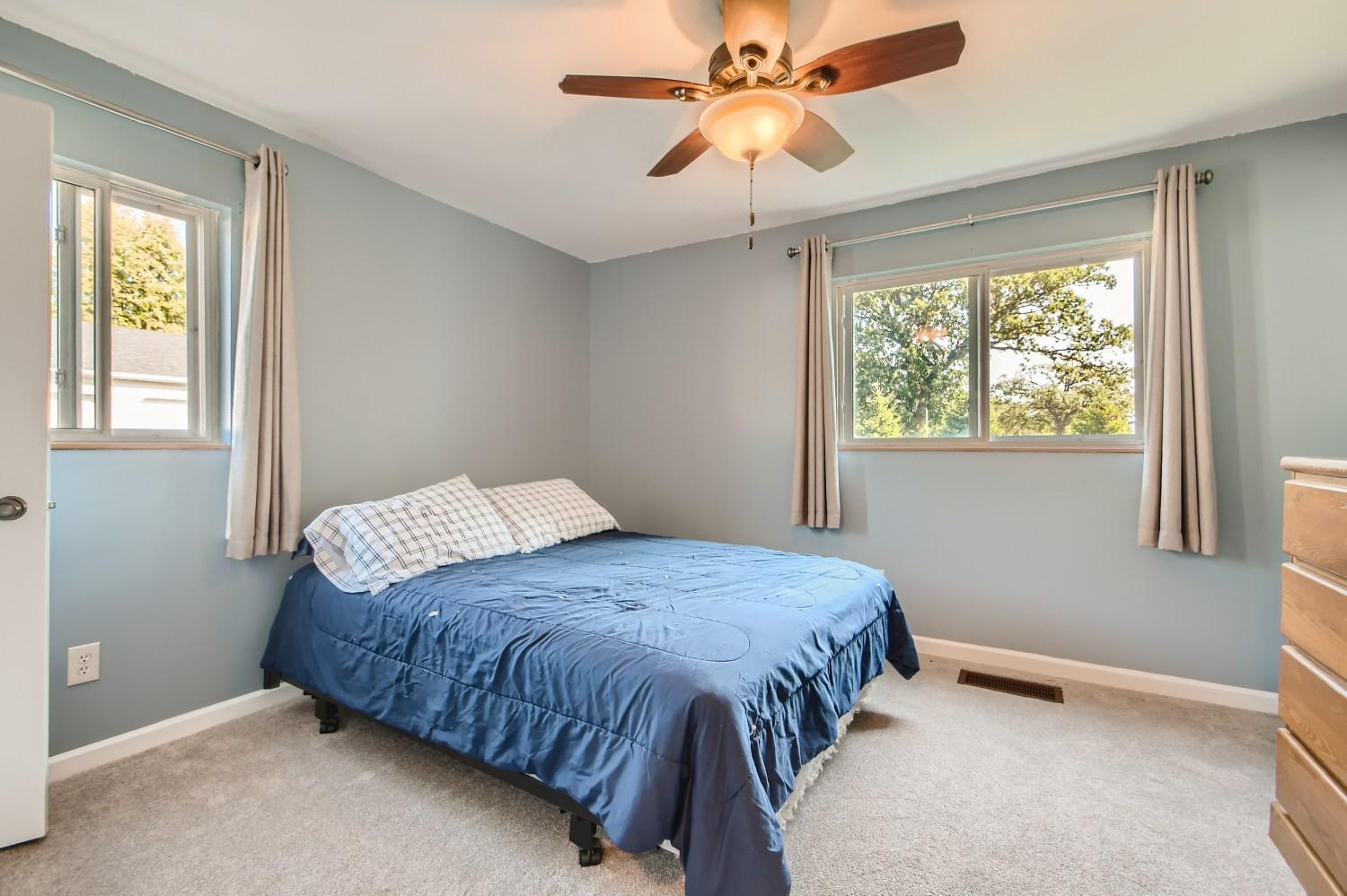 1713 Fulham Street, Unit F St. Paul, MN 55113 - Photo 7 of 11