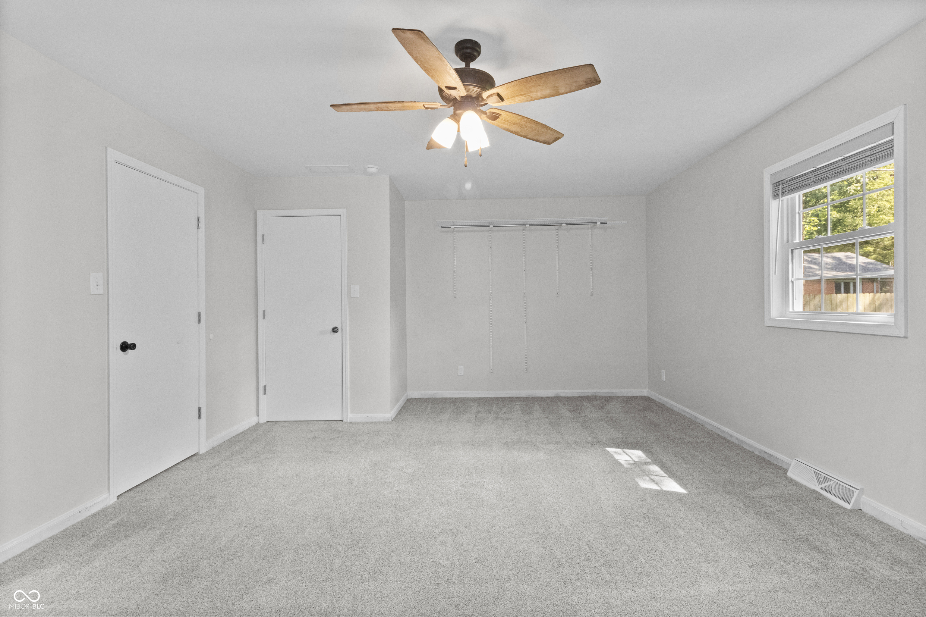 8423 Rahke Road Indianapolis, IN 46217 - Photo 19 of 46 Gallery Image 19