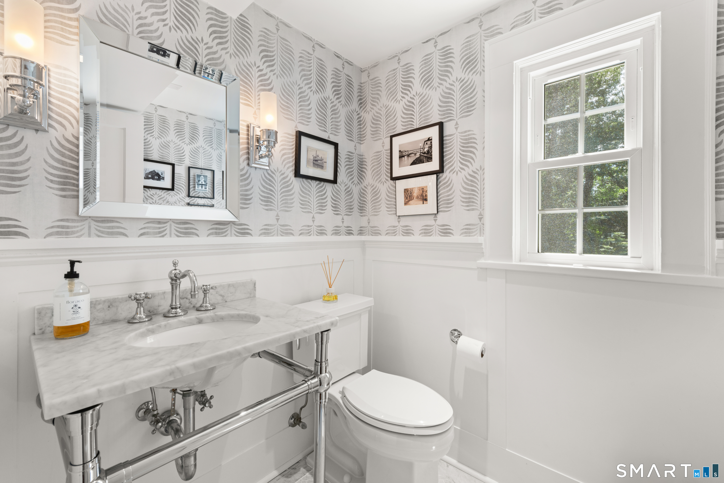 1123 Round Hill Road Fairfield, CT 06824 - Photo 18 of 37 Gallery Image 18