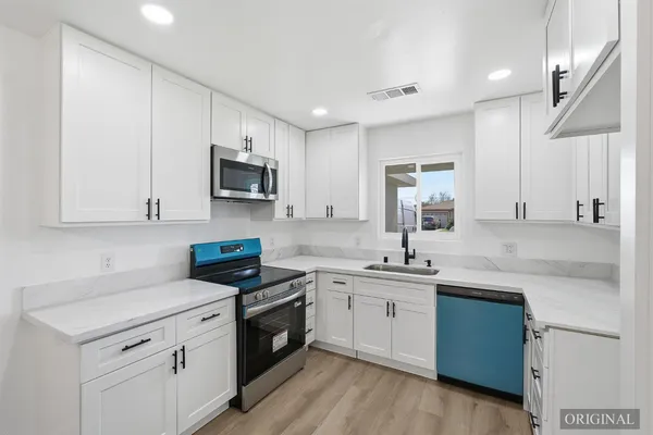 $415,000 | 821 West Fairmont Avenue, Clovis, CA 93612