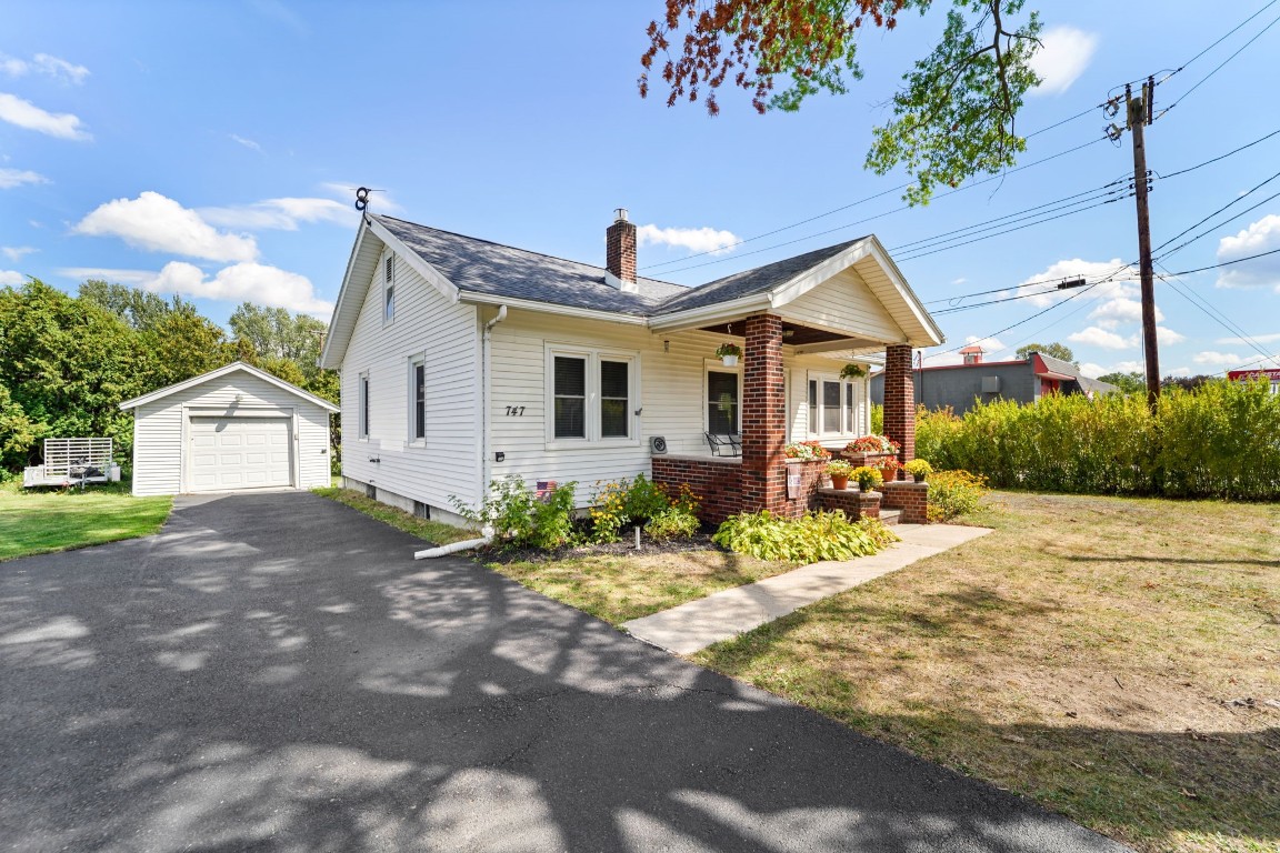 747 Conklin Road Binghamton, NY 13903 - Photo 1 of 32