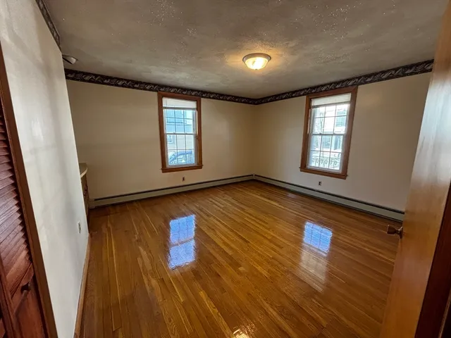 $4,100 | 198 Washington Street, Unit 1, Somerville, MA 02143