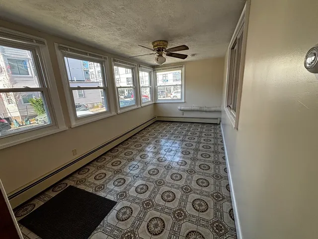 $4,100 | 198 Washington Street, Unit 1, Somerville, MA 02143