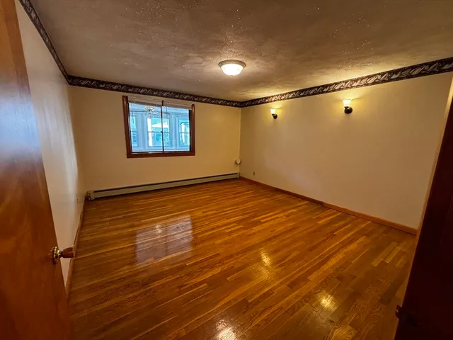 $4,100 | 198 Washington Street, Unit 1, Somerville, MA 02143