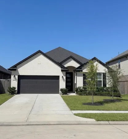 $430,000 | 16014 Tangled Vine Lane, Conroe, TX 77302