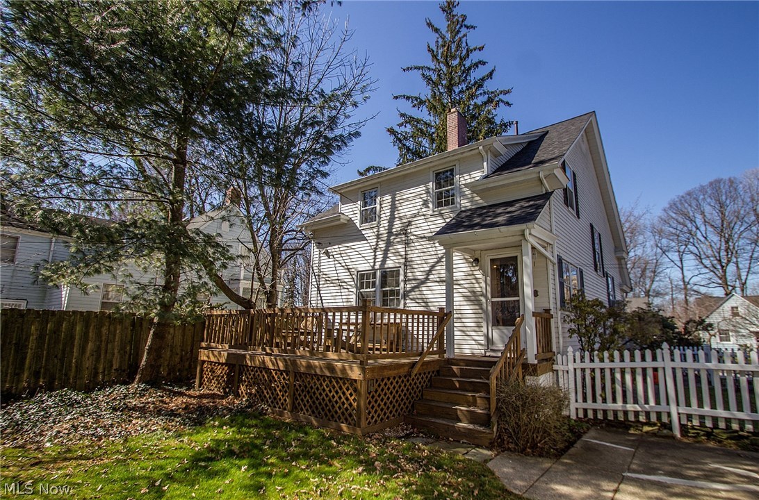 1629 Crest Road Cleveland Heights, OH 44121 - Photo 26 of 29 Quiet street in the heart of what's happening in Cleveland and beyond.