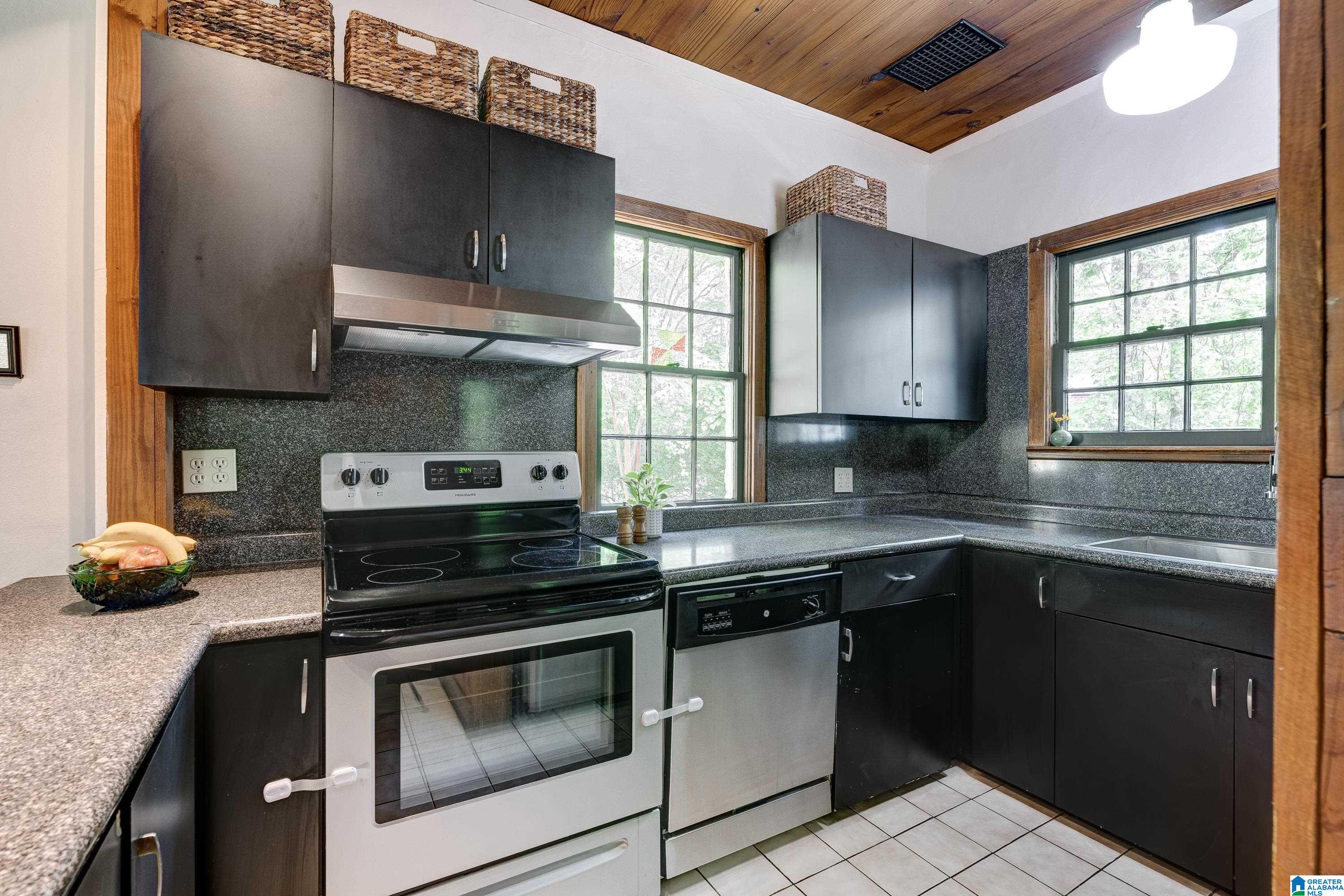 645 Ridge Road Birmingham, AL 35206 - Photo 11 of 38