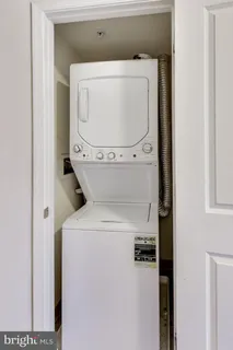 $439,000 | 915 E Street Northwest, Unit 1013, Washington, DC 20004