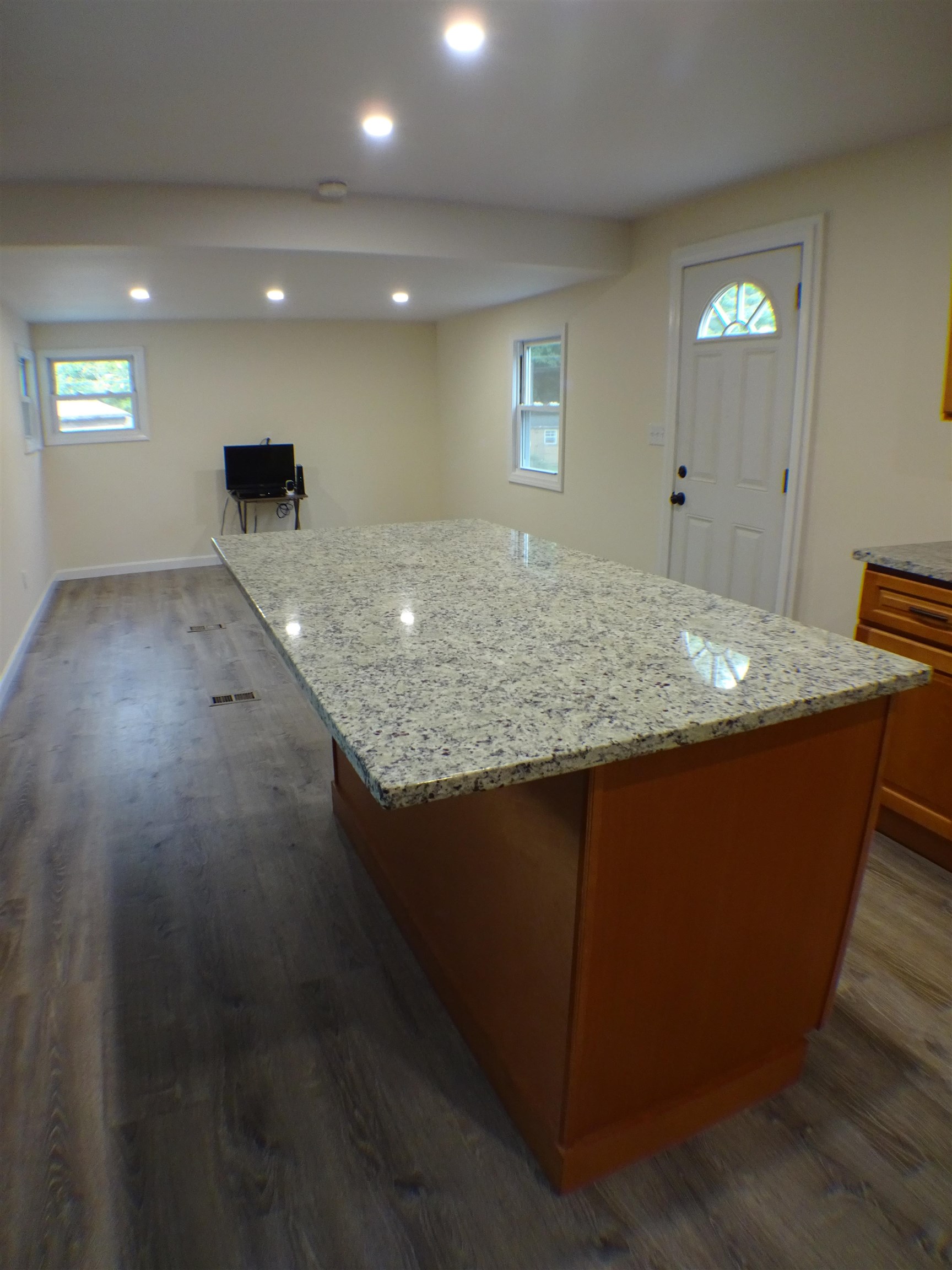 5 Hummingbird Lane Raymond, NH 03077 - Photo 5 of 10 Gallery Image 5