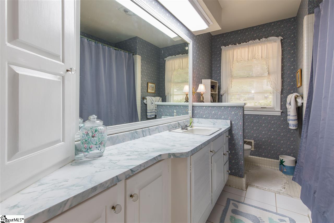 7 Hermitage Road Greenville, SC 29615 - Photo 20 of 29 Gallery Image 20