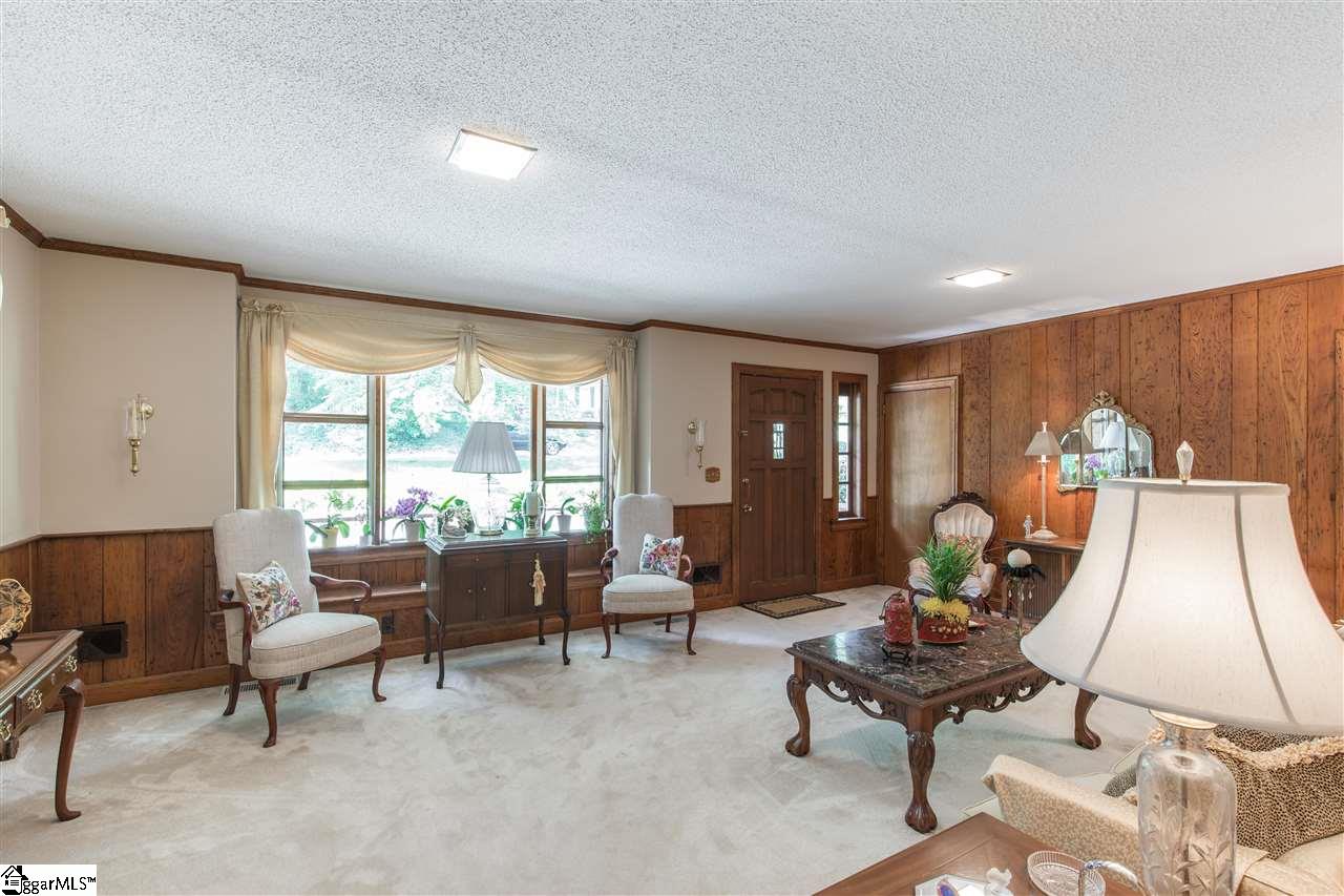 7 Hermitage Road Greenville, SC 29615 - Photo 5 of 29 Gallery Image 5