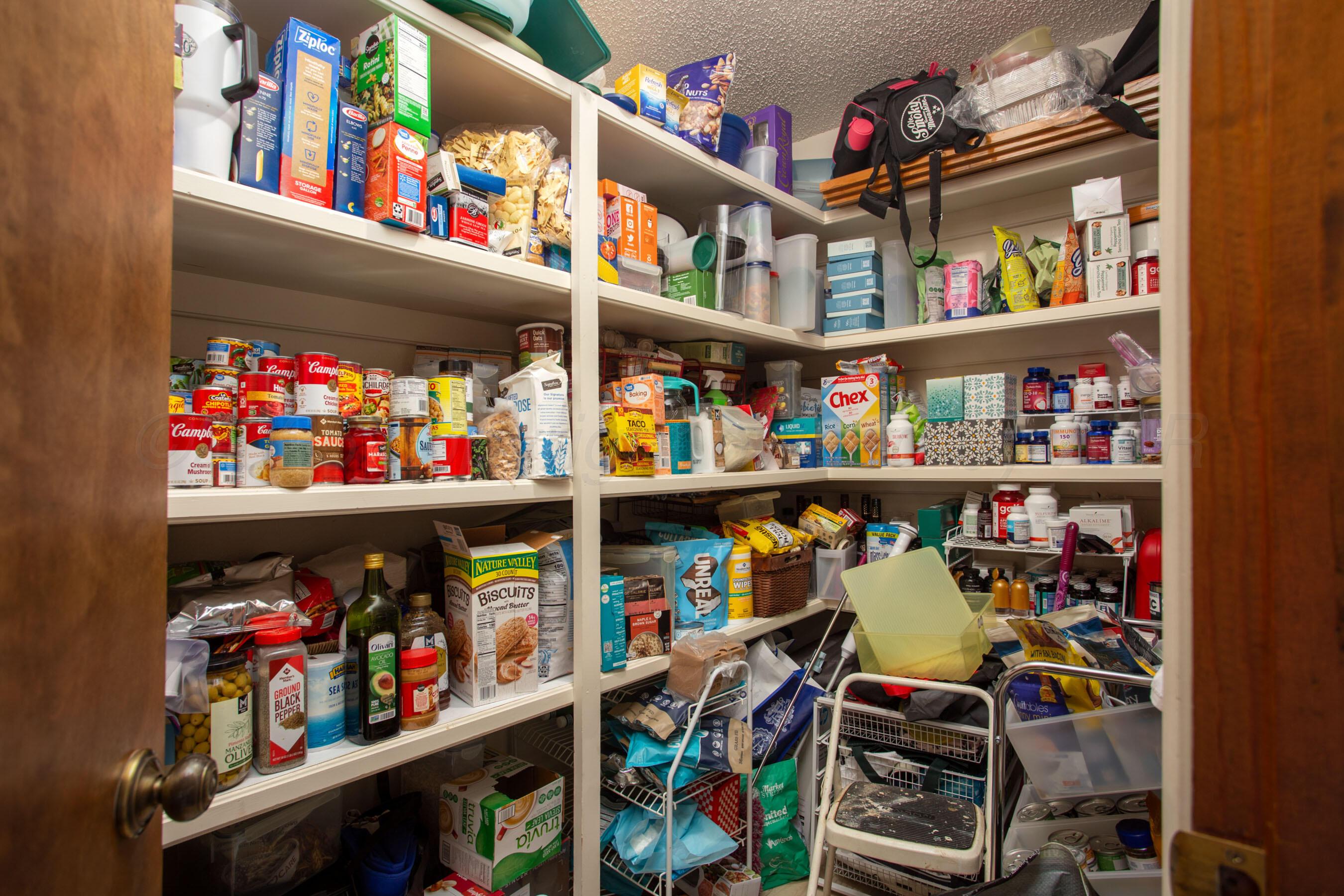 6130 Belpree Road Amarillo, TX 79106 - Photo 11 of 24 pantry