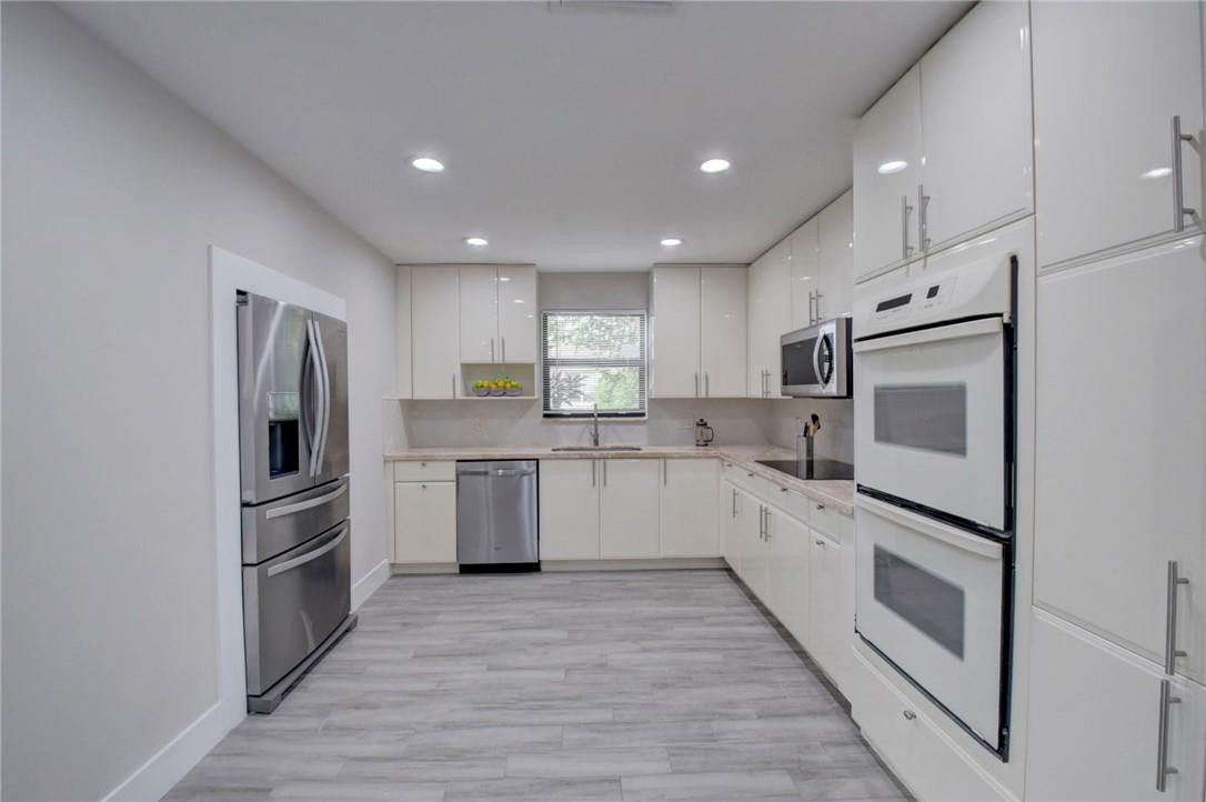 4593 Appalachian Street Boca Raton, FL 33428 - Photo 11 of 29 Photo 11
