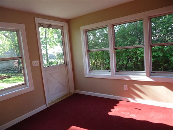14 Ridgewood Road Worcester, MA 01606 - Photo 12 of 17 Gallery Image 12