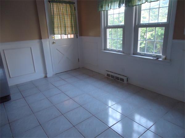 14 Ridgewood Road Worcester, MA 01606 - Photo 6 of 17 Gallery Image 6