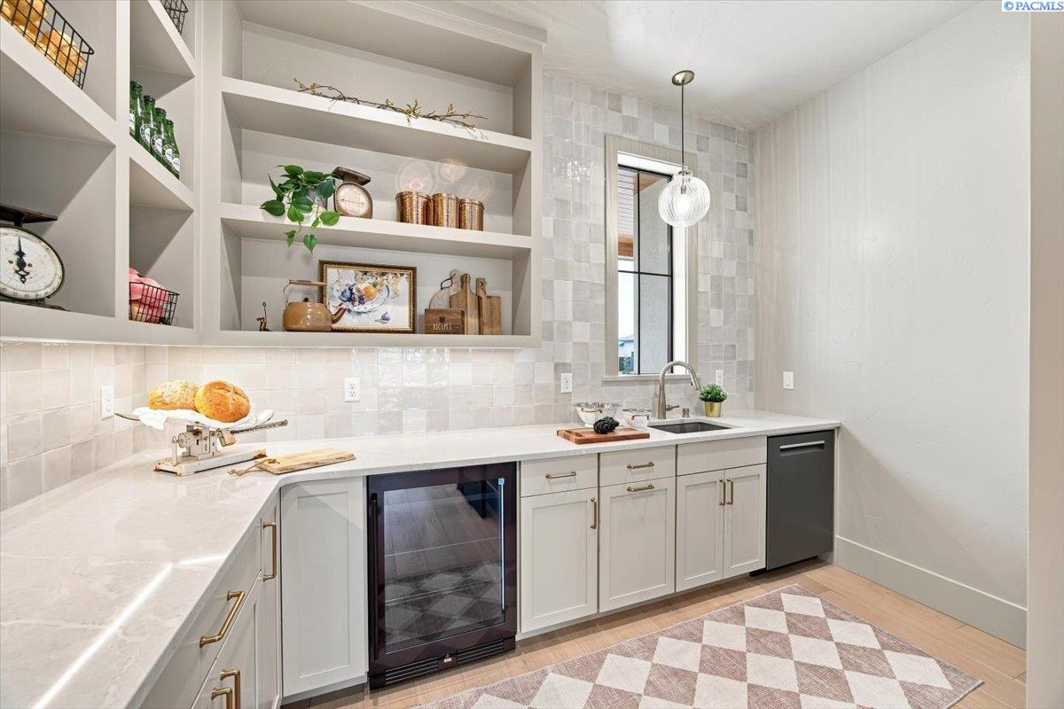 12701 Clark Frk Road Pasco, WA 99301 - Photo 16 of 50 Gallery Image 16