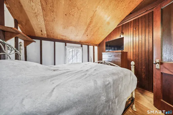 $779,900 | 156 Shore Drive, Winchester, CT 06098