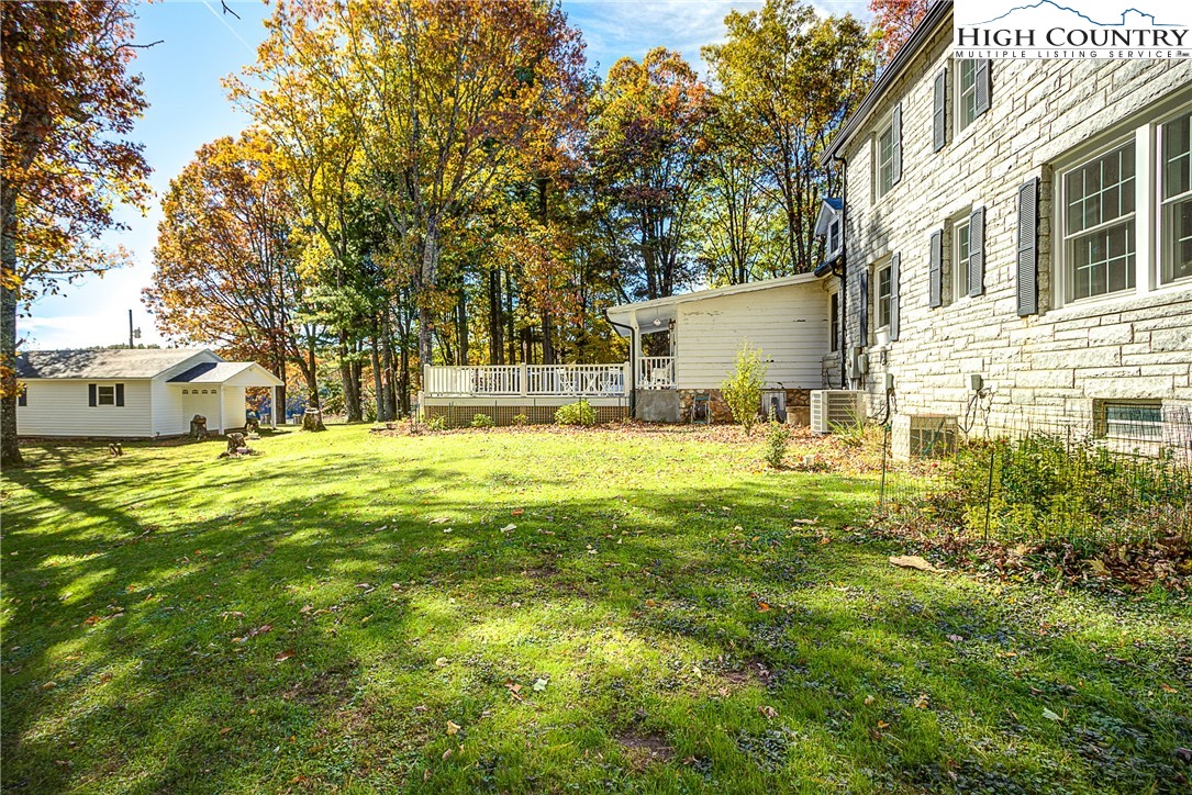267 Vestal Road Sparta, NC 28675 - Photo 7 of 43